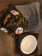 Load image into Gallery viewer, Pittsburgh Steelers Medium Bowl Cozy - Assort Liners
