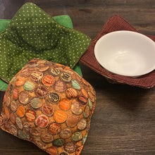 Load image into Gallery viewer, Bottle Caps Medium Bowl Cozy - Assort Liners
